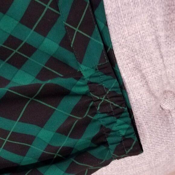 Suit with scarf - Picture 3 of 5